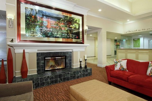 Hilton Garden Inn Chesapeake - image 7
