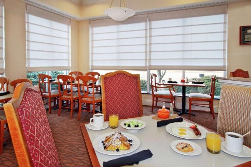 Hilton Garden Inn Chesapeake - image 8