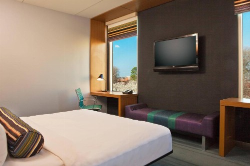 Aloft Chesapeake - image 3