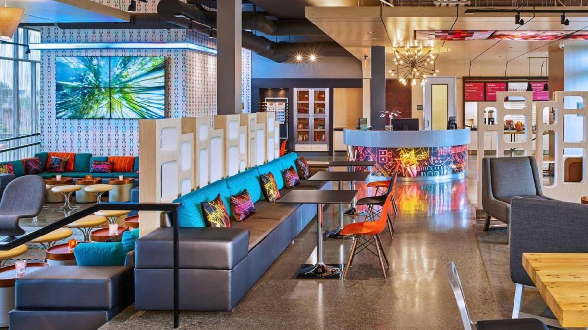 Aloft Chesapeake - image 6