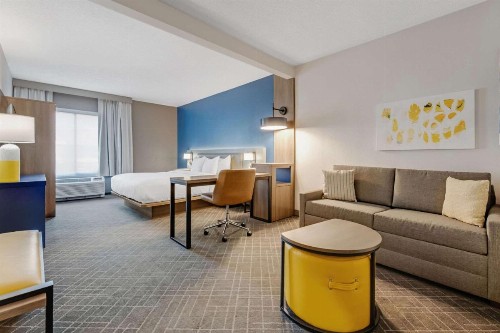 Comfort Suites Chesapeake - Norfolk - image 18