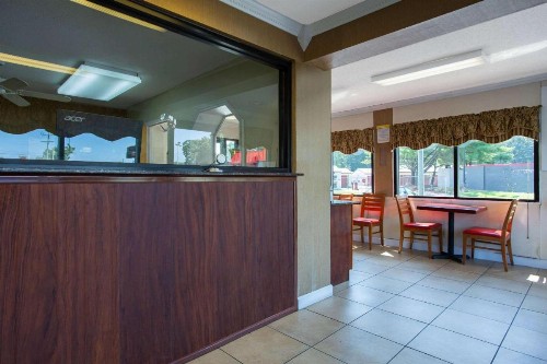 Days Inn by Wyndham Chesapeake - image 22