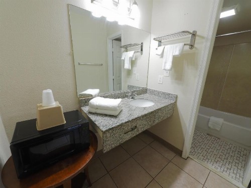 Budget Lodge Churchland - image 11