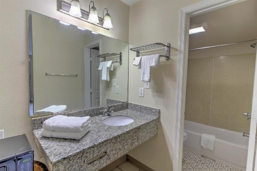 Budget Lodge Churchland - image 14