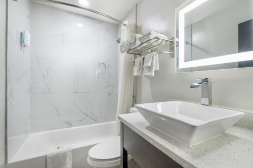 Quality Inn Chesapeake - image 21