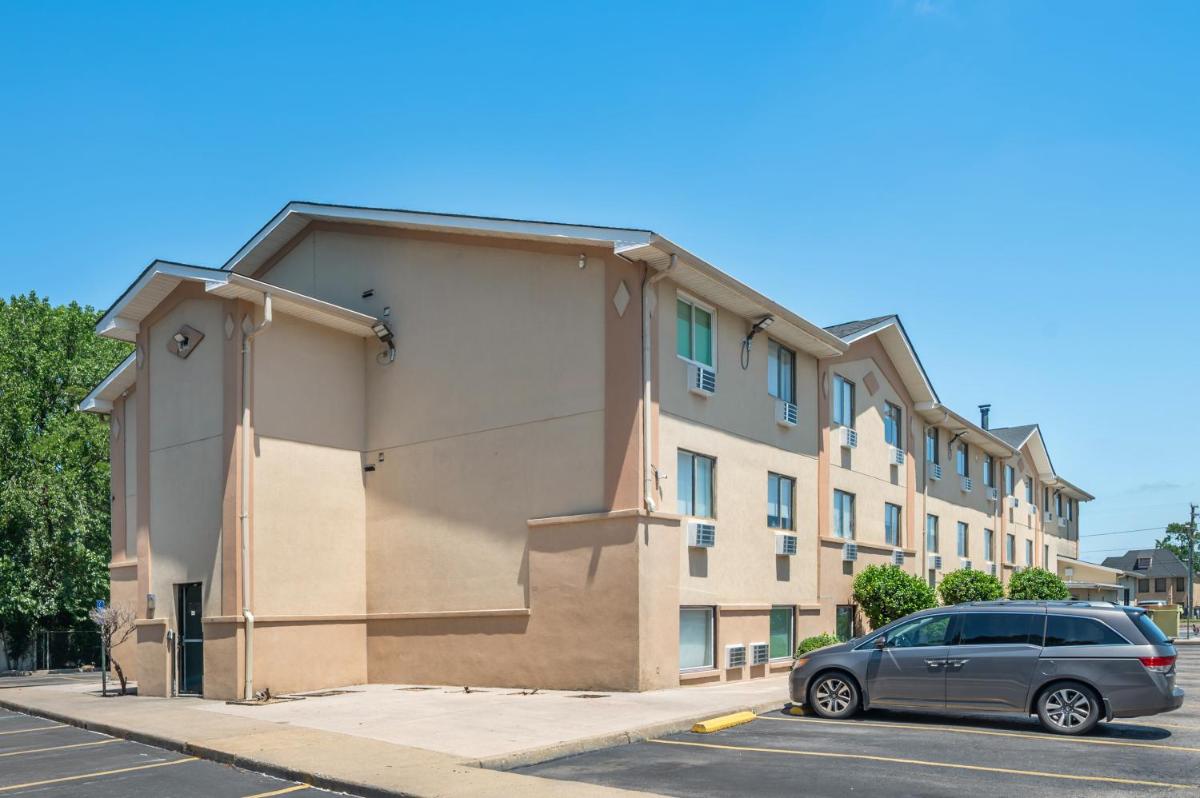 Quality Inn Chesapeake - image 7