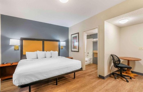 Extended Stay America Suites - Chesapeake - Greenbrier Circle - image 8