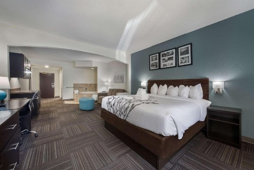 Sleep Inn and Suites Chesapeake - Portsmouth - image 23