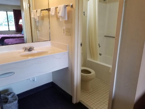 American Inn Chesapeake - Portsmouth - image 5