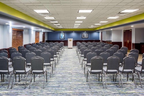 Wingate by Wyndham Chesapeake - image 12