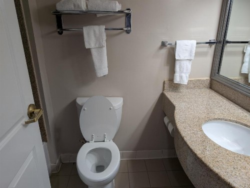 Wingate by Wyndham Chesapeake - image 27