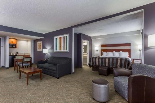 Wingate by Wyndham Chesapeake - image 3