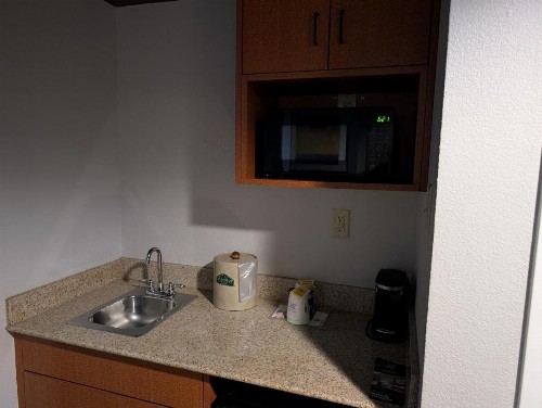 Wingate by Wyndham Chesapeake - image 32