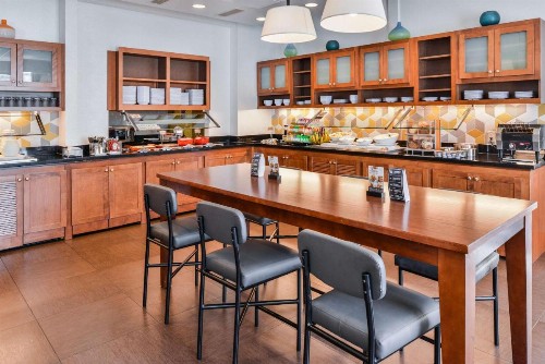 Hyatt Place Chesapeake - image 18