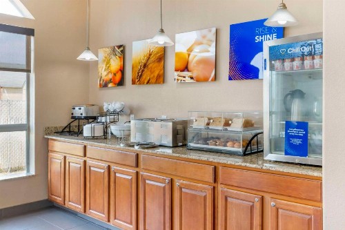 Comfort Inn & Suites Chesapeake - Portsmouth - image 30
