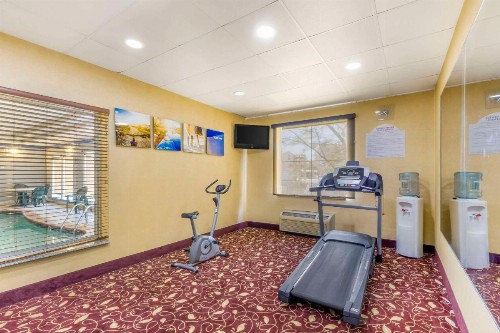 Comfort Inn & Suites Chesapeake - Portsmouth - image 34