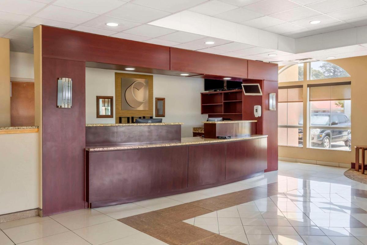 Comfort Inn & Suites Chesapeake - Portsmouth - image 7