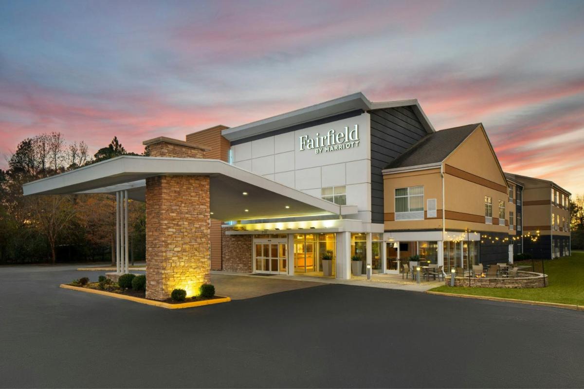 Fairfield Inn & Suites by Marriott Chesapeake Suffolk - main image
