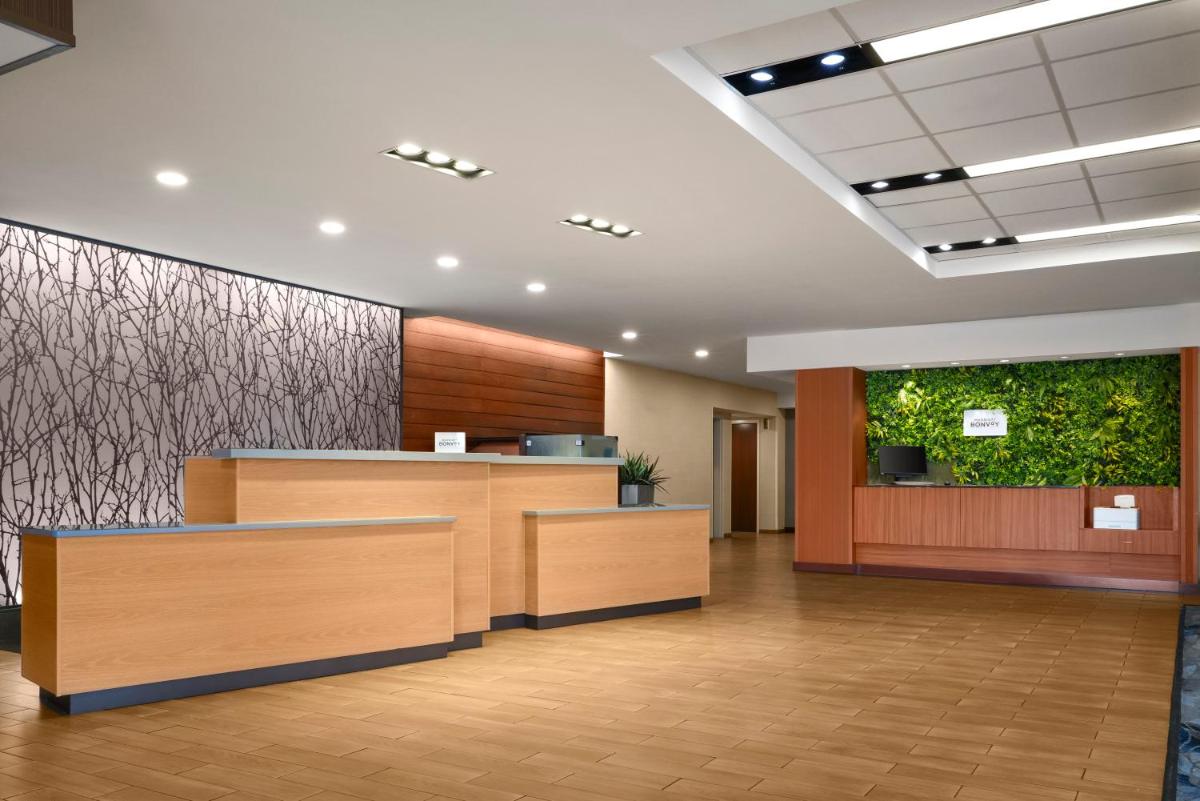 Fairfield Inn & Suites by Marriott Chesapeake Suffolk - image 4