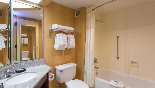 Studio and Suites 4 Less Western Branch - image 9