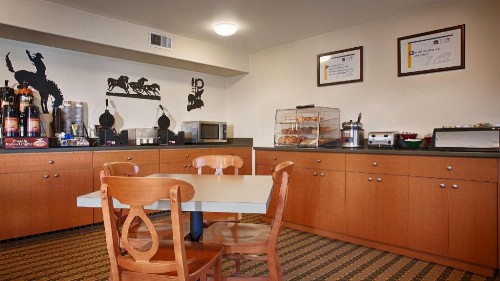 Best Western Rose Quartz Inn - image 20