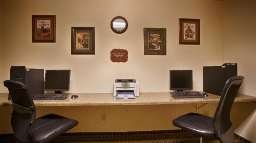 Best Western Rose Quartz Inn - image 25