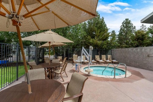 Best Western Rose Quartz Inn - image 3