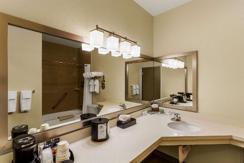 Best Western Rose Quartz Inn - image 37