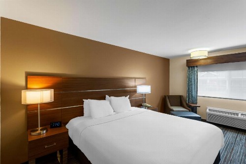 Best Western Rose Quartz Inn - image 41