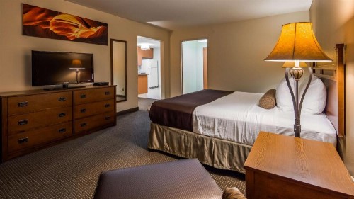 Best Western Rose Quartz Inn - image 45