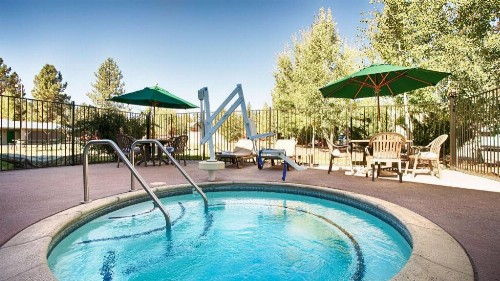 Best Western Rose Quartz Inn - image 7