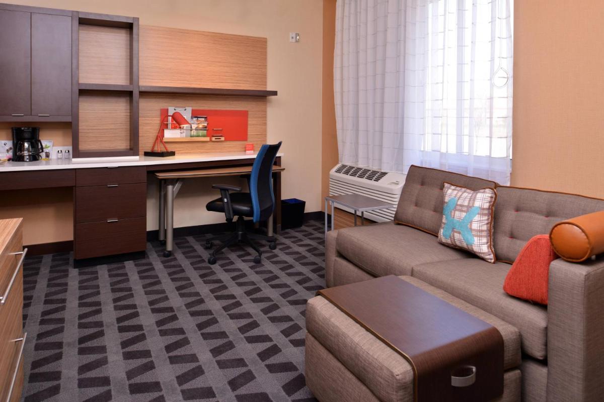 TownePlace Suites by Marriott St. Louis Chesterfield - image 6