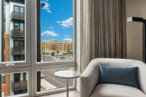 AC Hotel by Marriott Boston Cleveland Circle - image 35