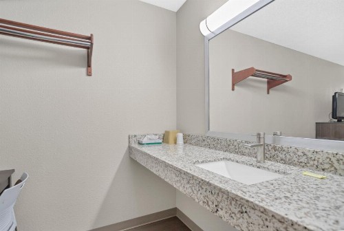 Bridgeview Inn - image 21