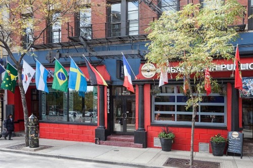 Chicago Parthenon Hostel - image 11