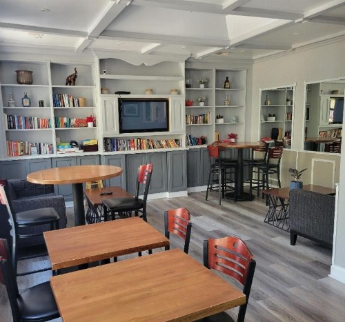 Chicago Parthenon Hostel - image 27