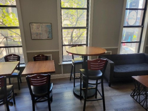 Chicago Parthenon Hostel - image 33