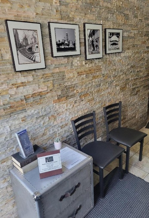 Chicago Parthenon Hostel - image 41