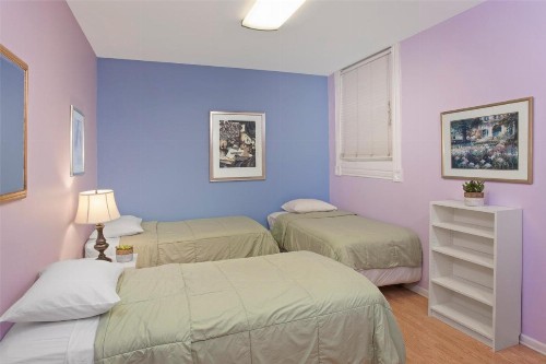 Chicago Parthenon Hostel - image 42