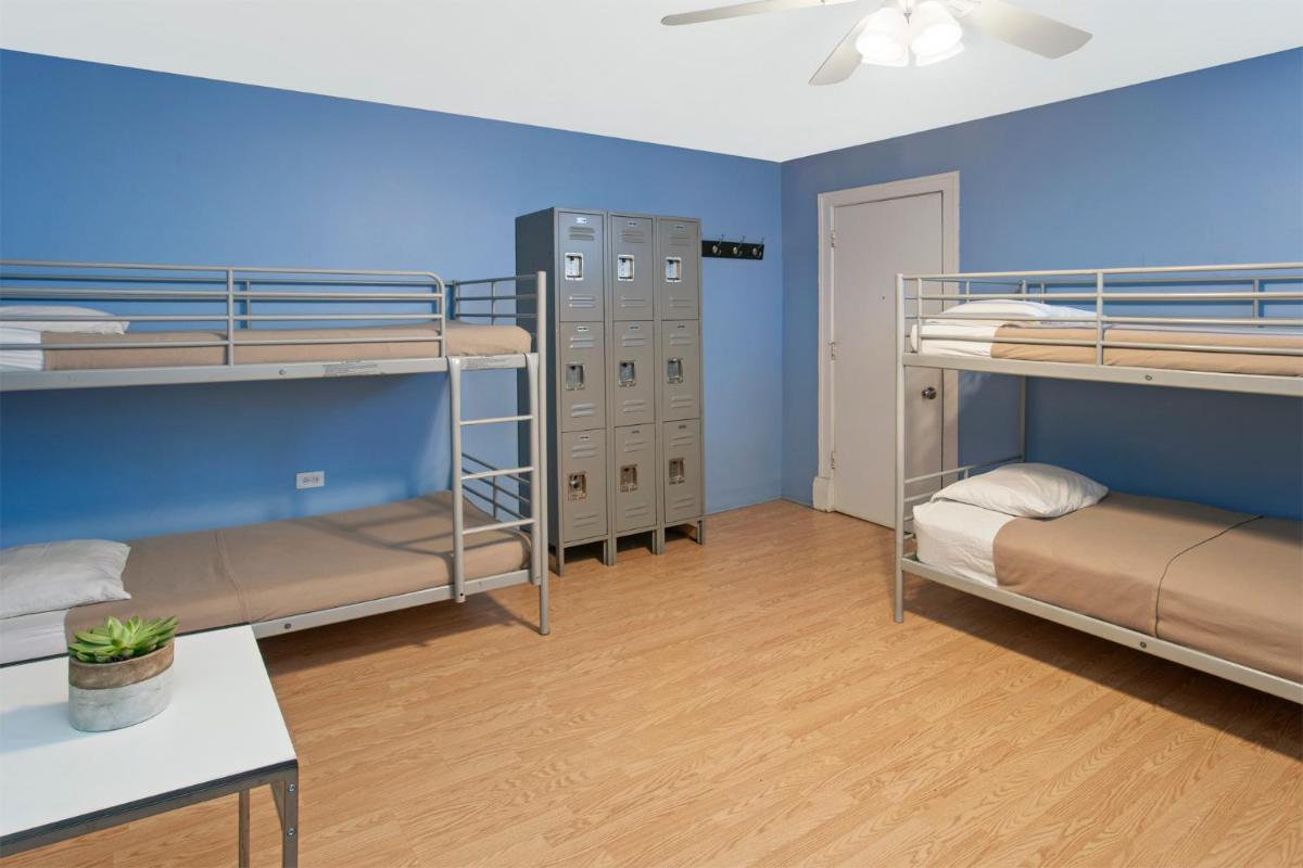 Chicago Parthenon Hostel - image 5