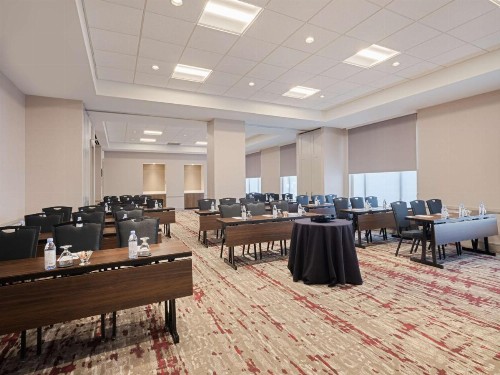 Hilton Garden Inn Chicago Downtown/Magnificent Mile - image 15