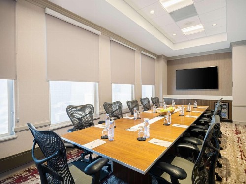 Hilton Garden Inn Chicago Downtown/Magnificent Mile - image 17