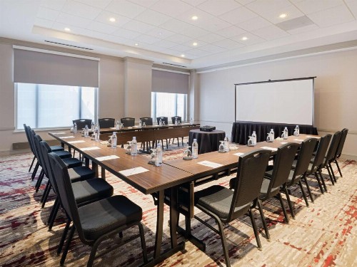 Hilton Garden Inn Chicago Downtown/Magnificent Mile - image 20