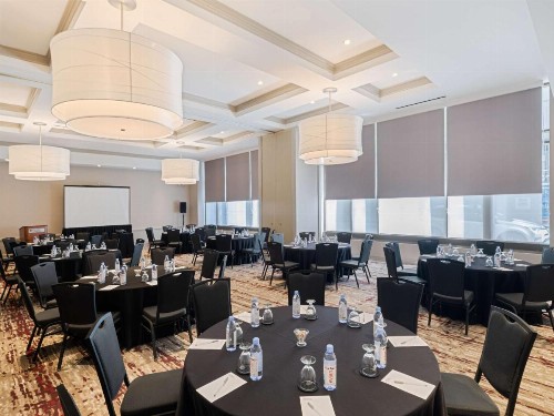Hilton Garden Inn Chicago Downtown/Magnificent Mile - image 33