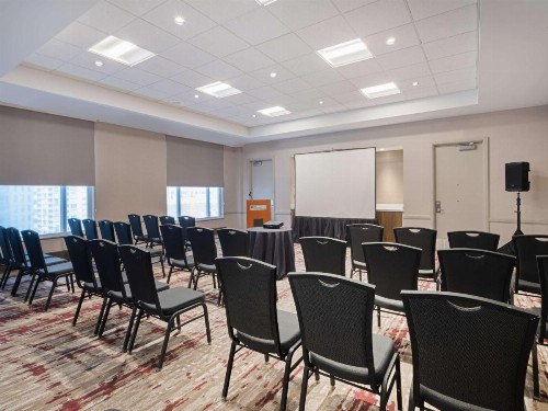 Hilton Garden Inn Chicago Downtown/Magnificent Mile - image 35