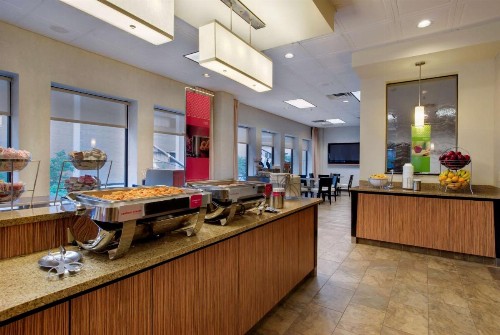 Hampton Inn & Suites Chicago-Downtown - image 32