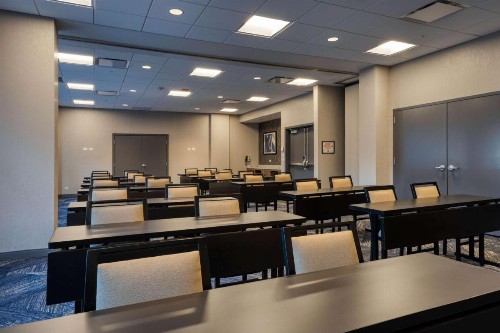 Hampton Inn & Suites Chicago-Downtown - image 34