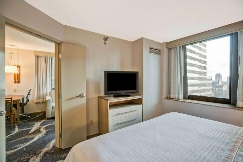 Homewood Suites by Hilton Chicago-Downtown - image 10