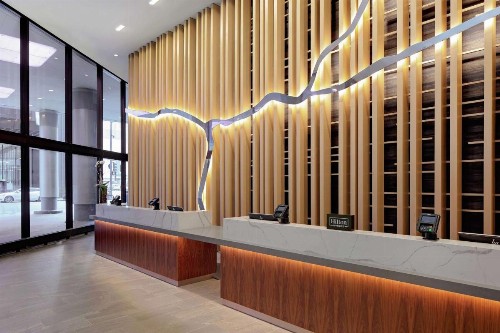 DoubleTree by Hilton Chicago Magnificent Mile - image 14