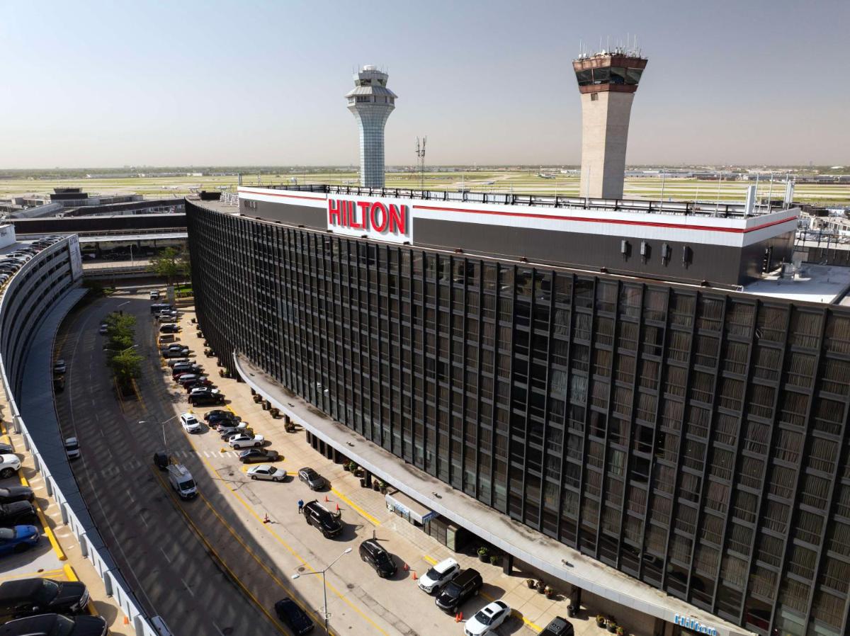 Hilton Chicago O'Hare Airport - main image